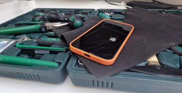 Handy weg kaputt 1440x742px.jpg 